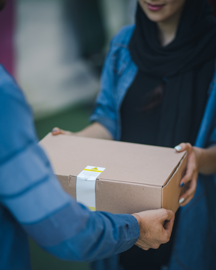 Son tüketiciye şehir içi paket teslimatı